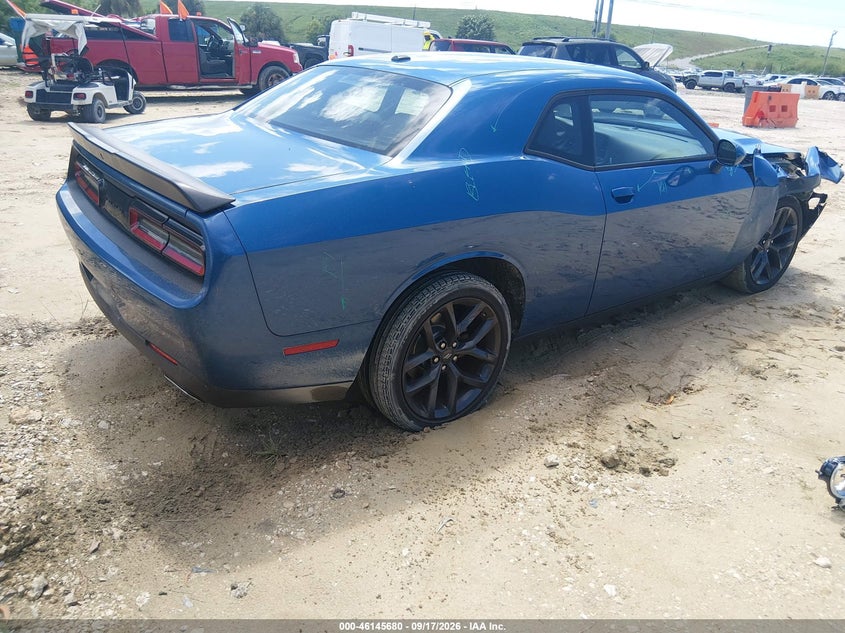DODGE CHALLENGER - zdjęcie 4