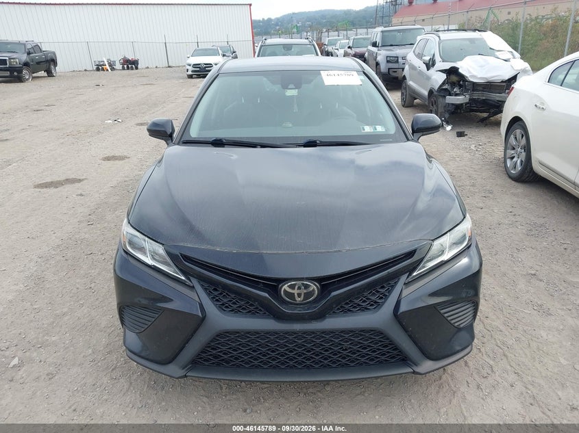 TOYOTA CAMRY - zdjęcie 12