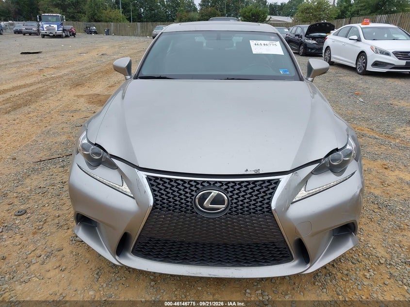 LEXUS IS 300 - zdjęcie 13