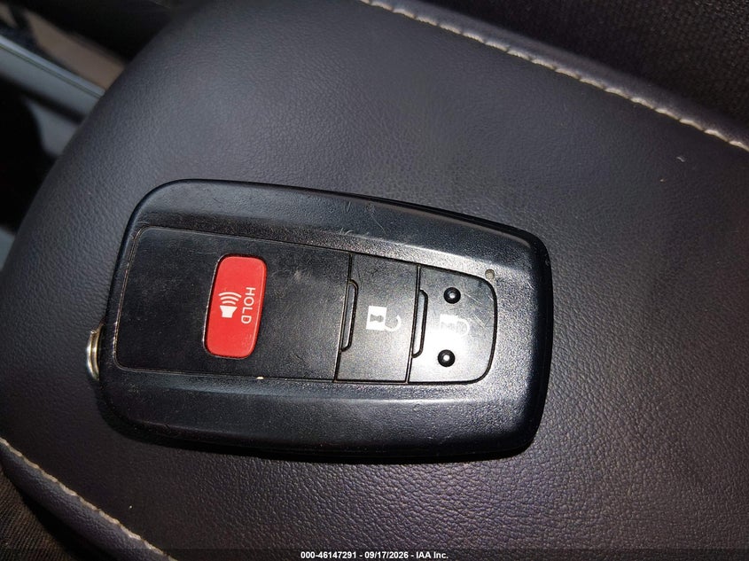 TOYOTA COROLLA - zdjęcie 11