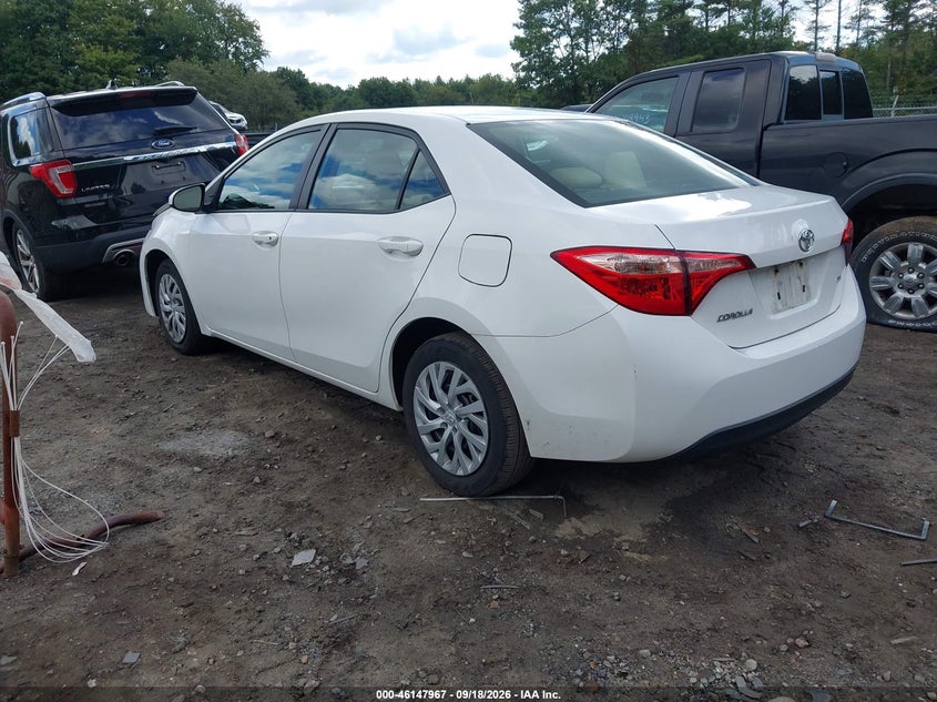 TOYOTA COROLLA - zdjęcie 3