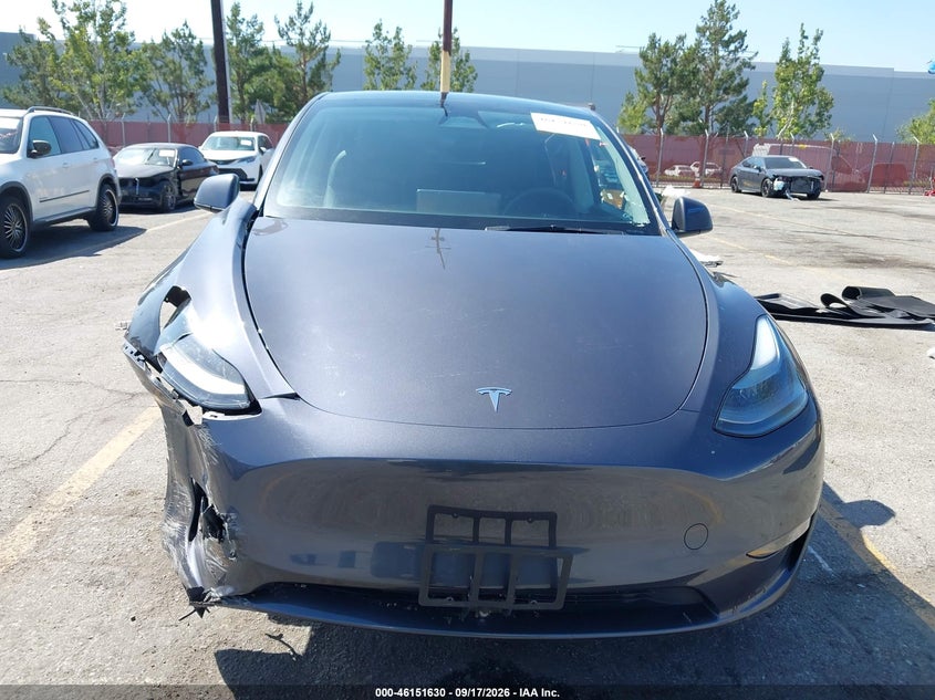 TESLA MODEL Y - zdjęcie 13
