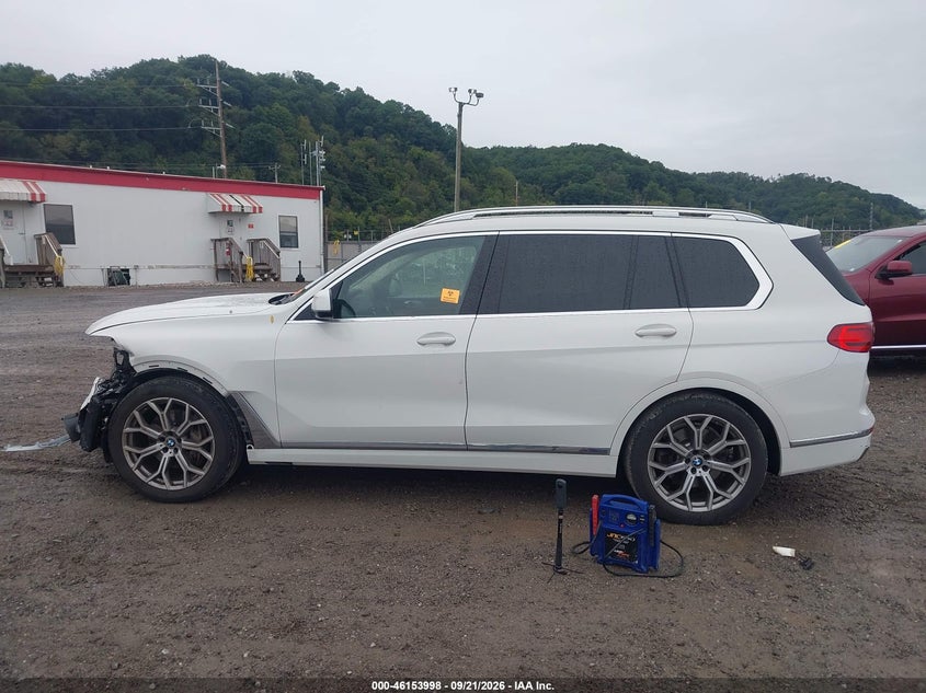 BMW X7 - zdjęcie 15