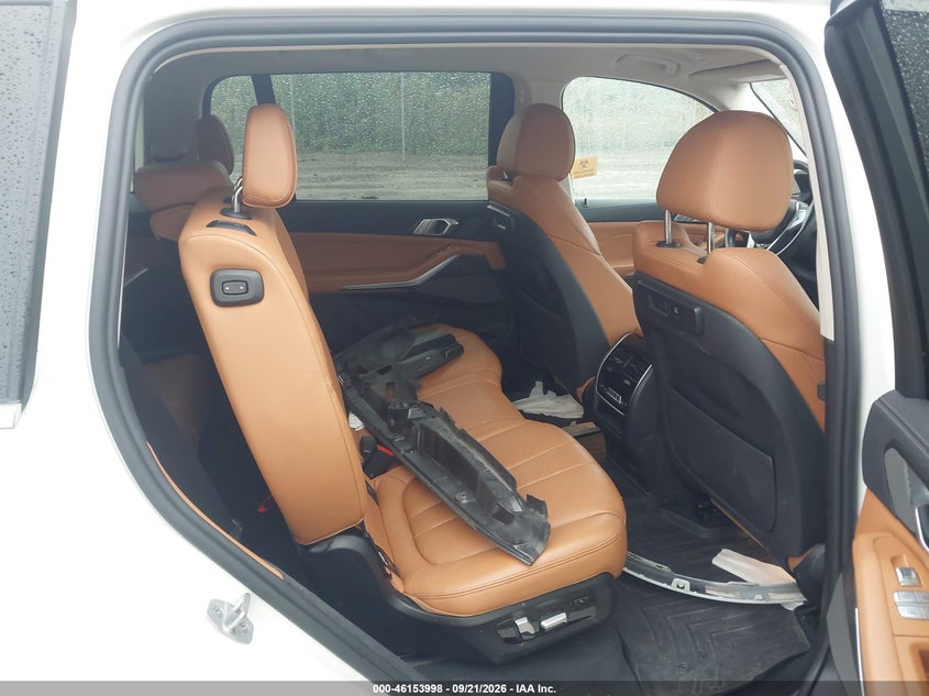 BMW X7 - zdjęcie 8