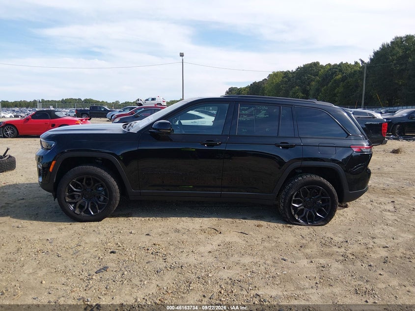 JEEP GRAND CHEROKEE - zdjęcie 15