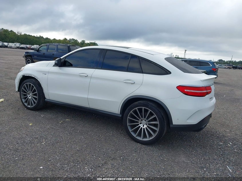 MERCEDES-BENZ AMG GLE 43 COUPE - zdjęcie 3