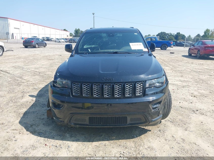 JEEP GRAND CHEROKEE - zdjęcie 12