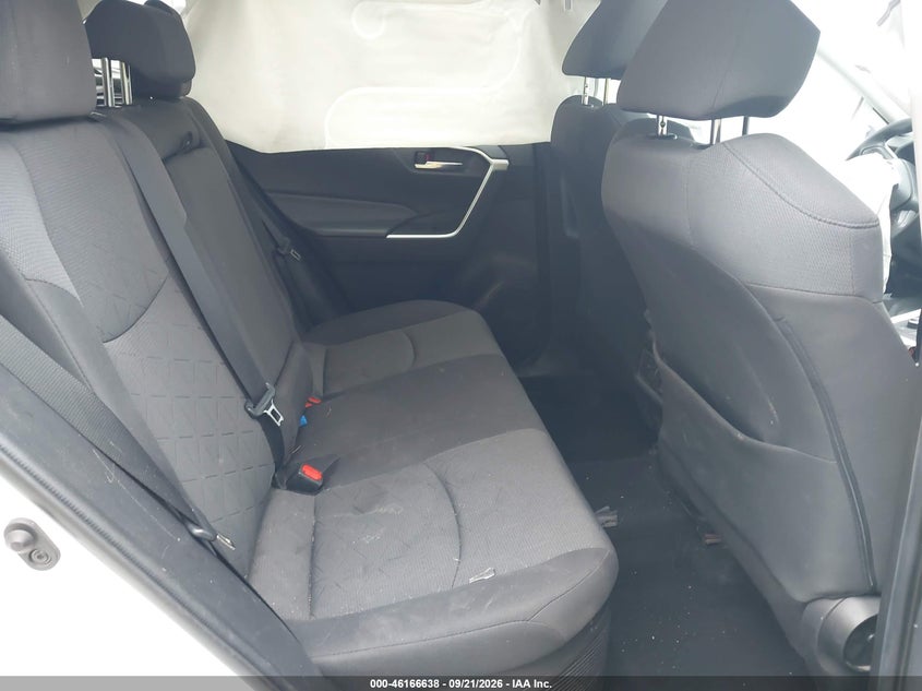 TOYOTA RAV4 HYBRID - zdjęcie 8