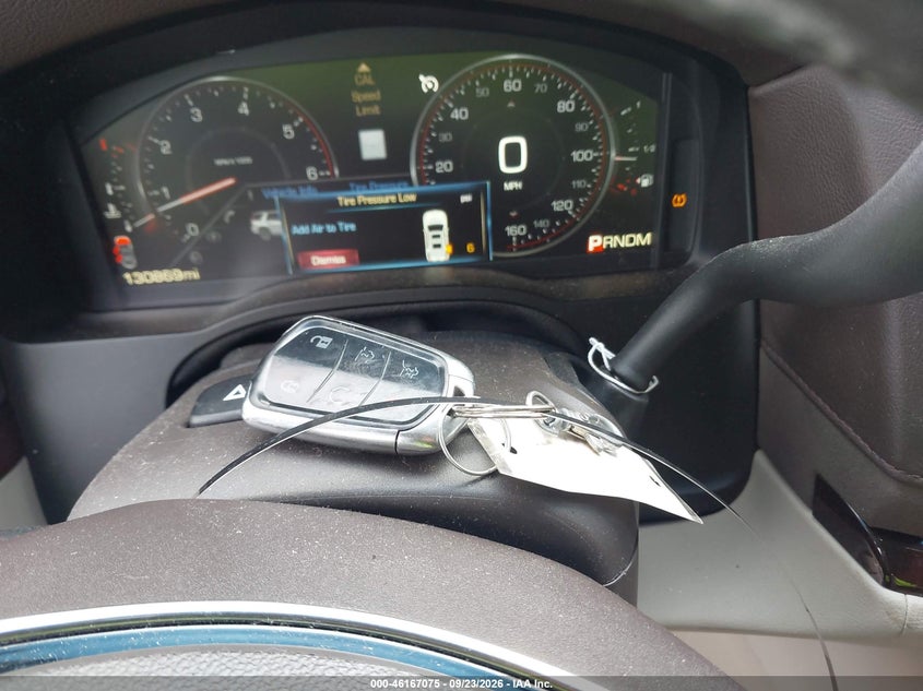 CADILLAC ESCALADE - zdjęcie 11