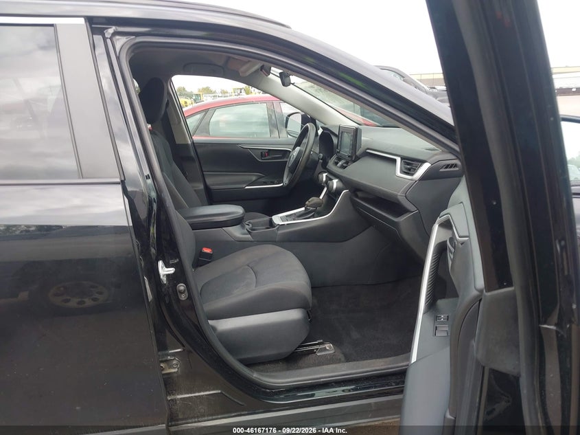 TOYOTA RAV4 - zdjęcie 5