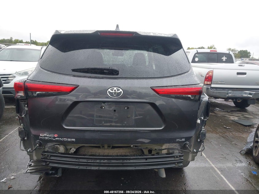 TOYOTA HIGHLANDER - zdjęcie 16