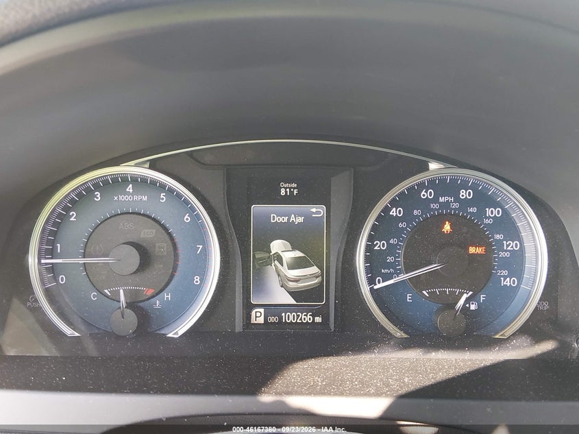 TOYOTA CAMRY - zdjęcie 7