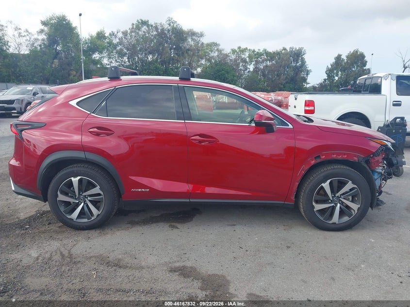 LEXUS NX 300H - zdjęcie 14