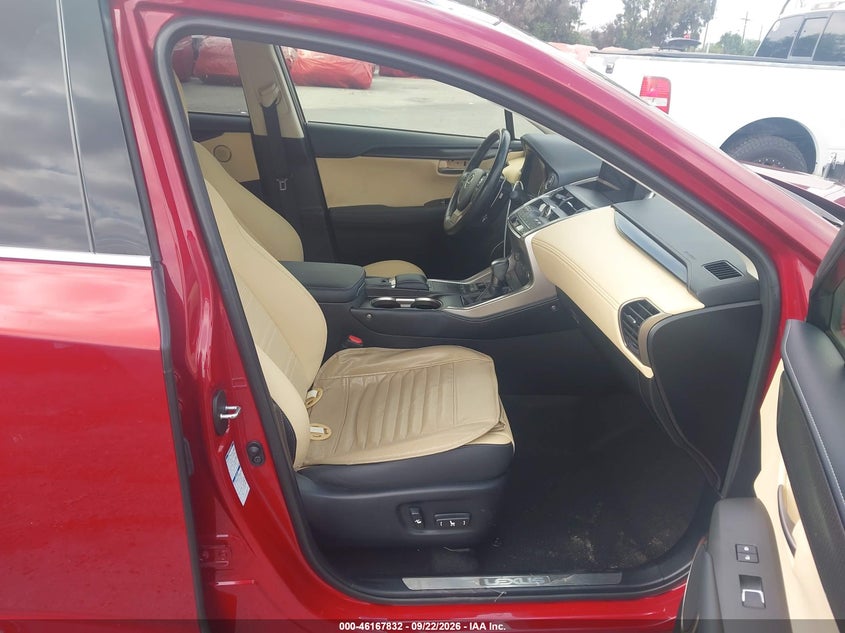 LEXUS NX 300H - zdjęcie 5