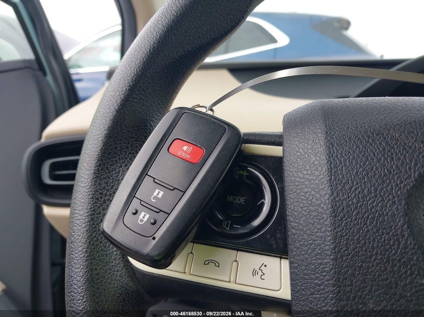 TOYOTA PRIUS - zdjęcie 11