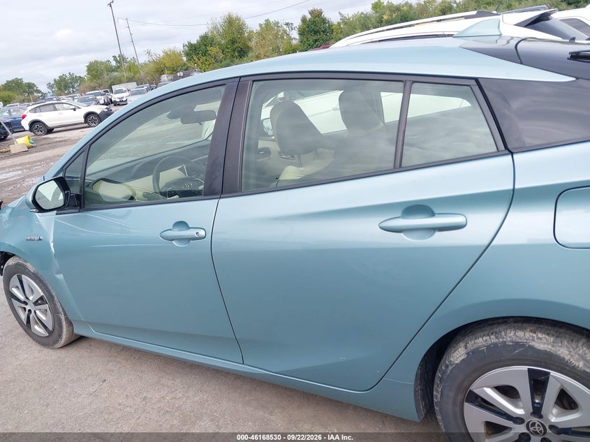 TOYOTA PRIUS - zdjęcie 14