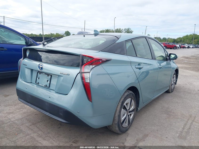 TOYOTA PRIUS - zdjęcie 4