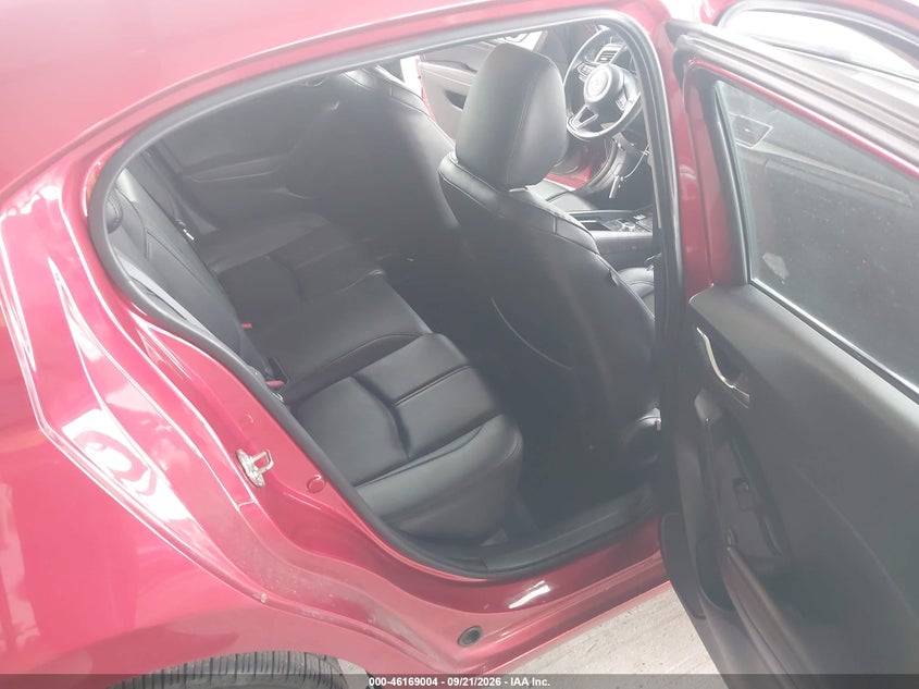 MAZDA MAZDA3 - zdjęcie 8