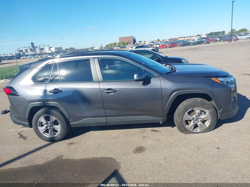 TOYOTA RAV4 - zdjęcie 14