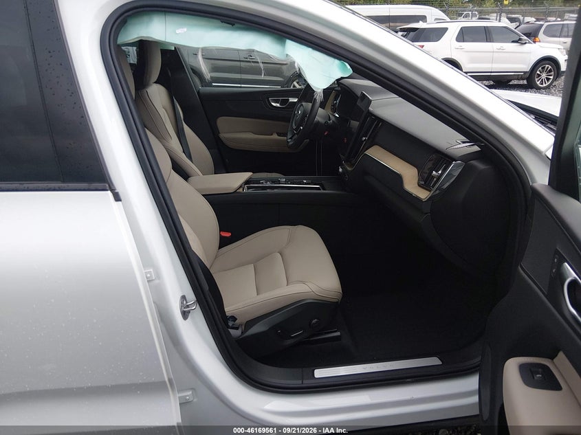 VOLVO XC60 - zdjęcie 5