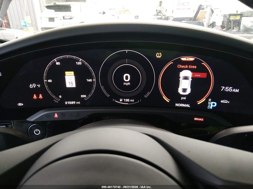 PORSCHE TAYCAN - zdjęcie 7