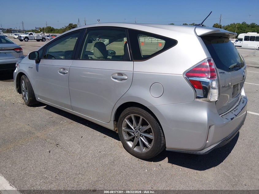 TOYOTA PRIUS V - zdjęcie 3