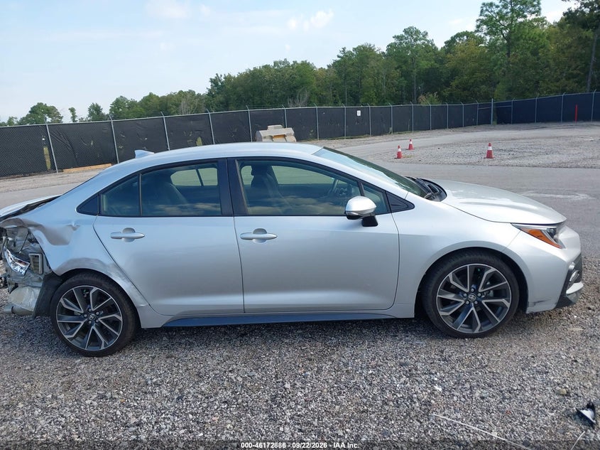 TOYOTA COROLLA - zdjęcie 14