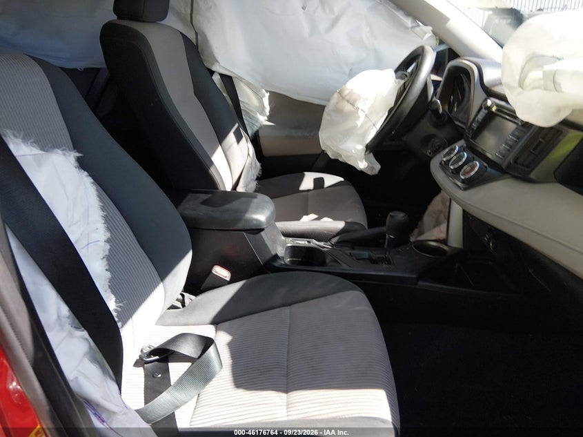 TOYOTA RAV4 - zdjęcie 5