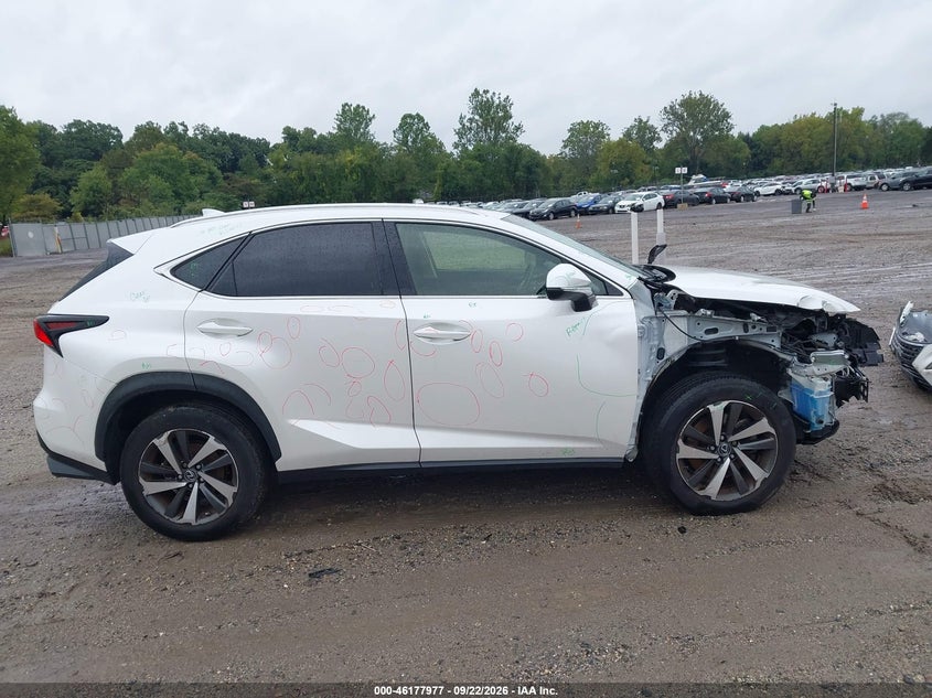 LEXUS NX 300 - zdjęcie 14