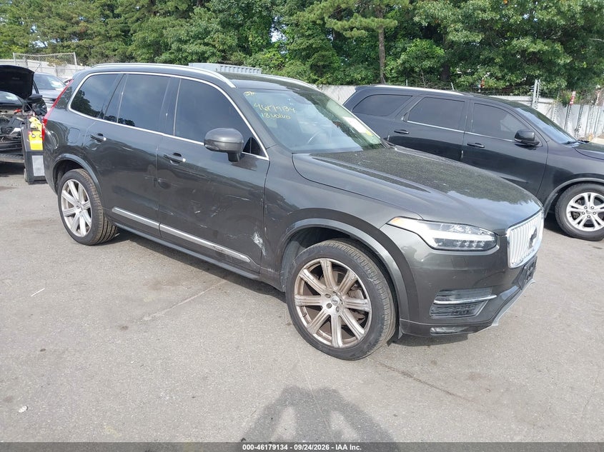 VOLVO XC90 - zdjęcie 1