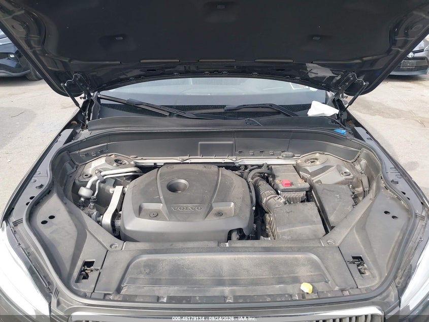VOLVO XC90 - zdjęcie 10