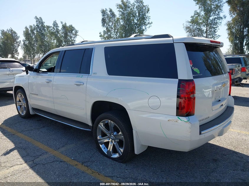 CHEVROLET SUBURBAN - zdjęcie 3