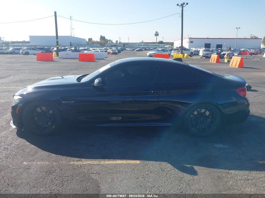 BMW M4 - zdjęcie 14