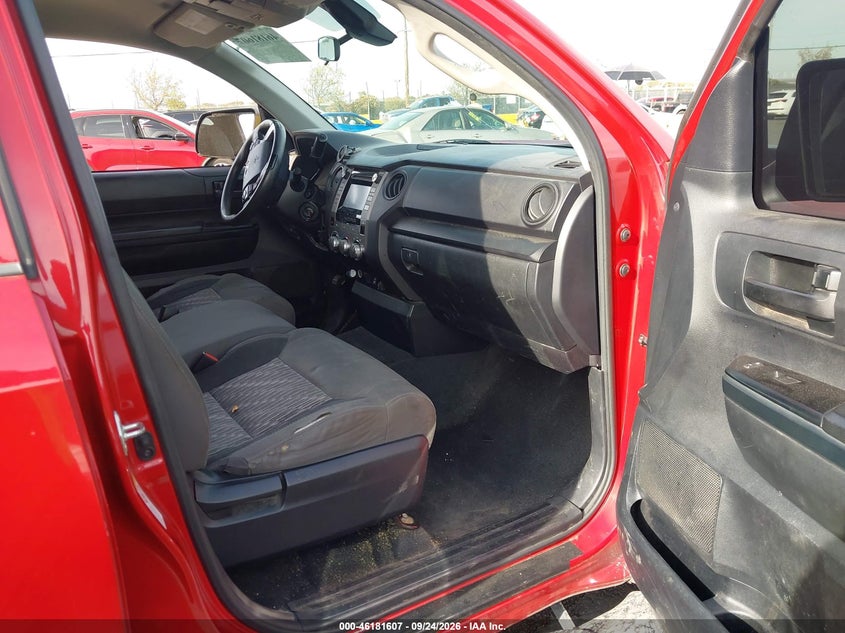 TOYOTA TUNDRA - zdjęcie 5