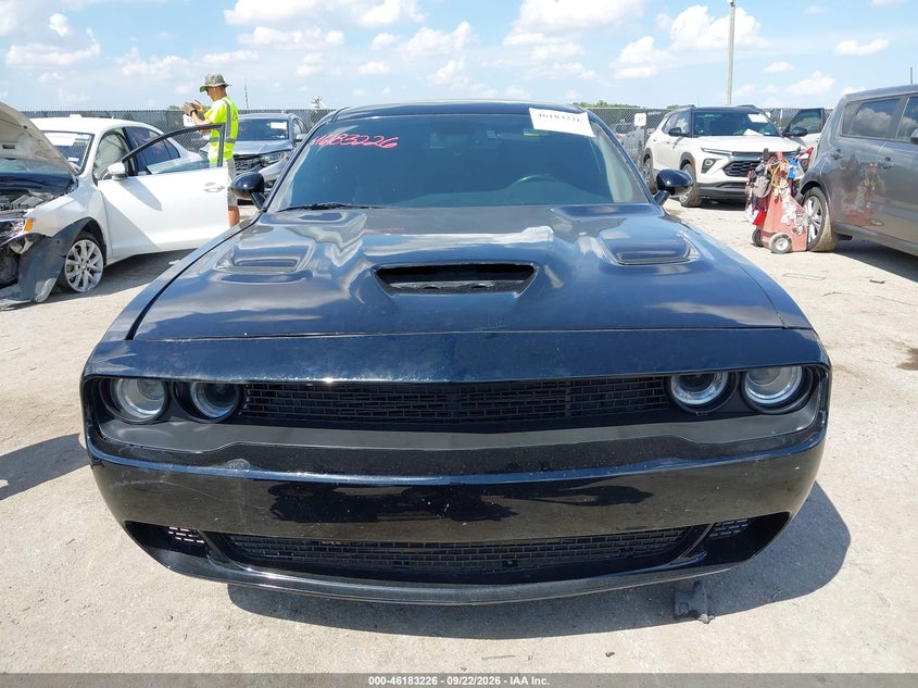 DODGE CHALLENGER - zdjęcie 12