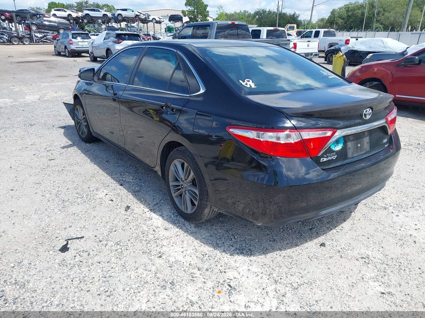 TOYOTA CAMRY - zdjęcie 3