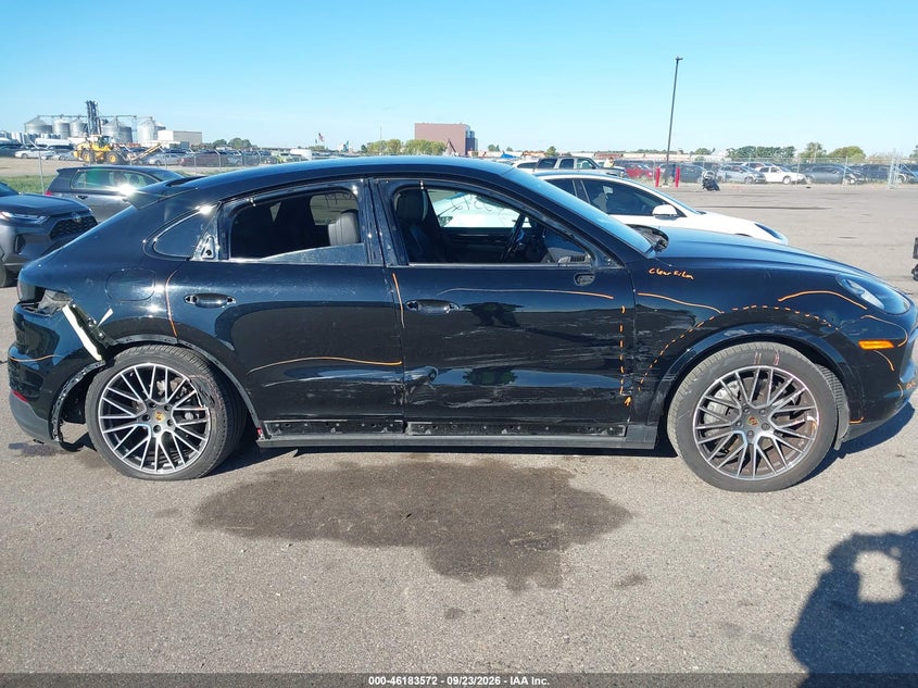PORSCHE CAYENNE COUPE - zdjęcie 6