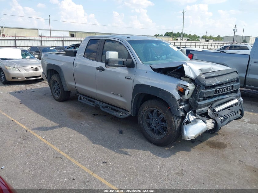 TOYOTA TUNDRA - zdjęcie 1