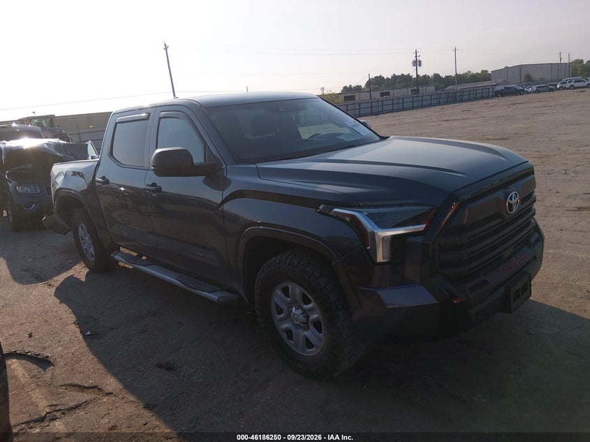 TOYOTA TUNDRA - zdjęcie 13
