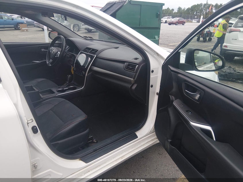 TOYOTA CAMRY - zdjęcie 5
