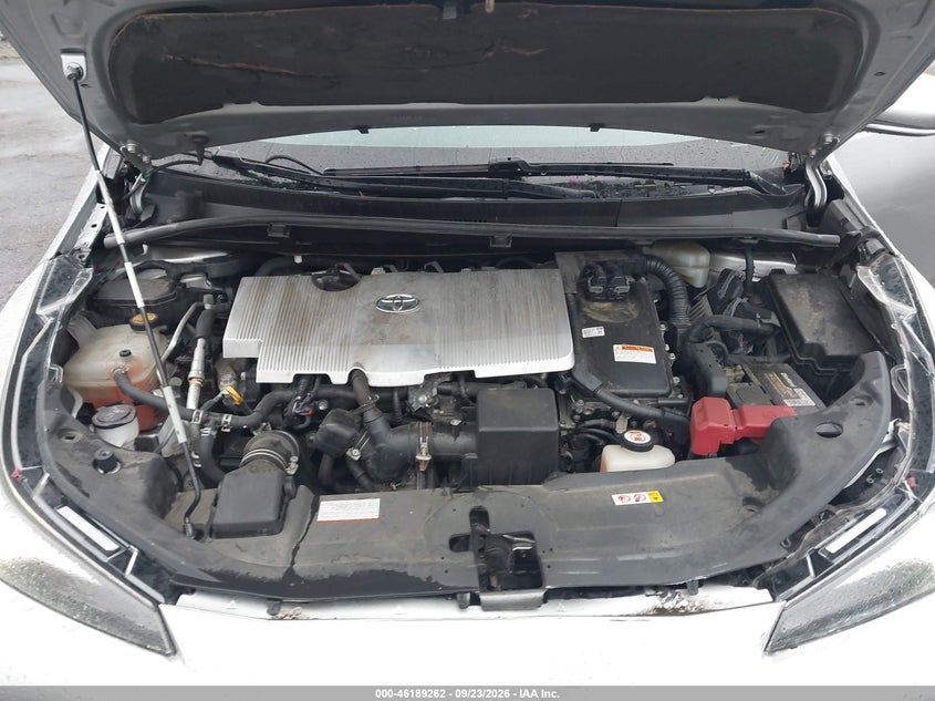 TOYOTA PRIUS - zdjęcie 10