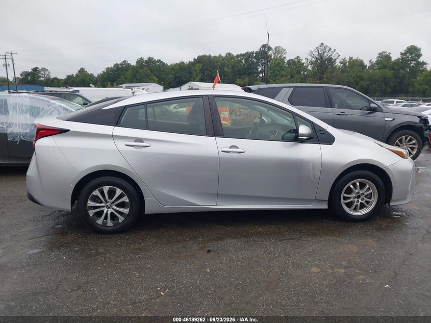 TOYOTA PRIUS - zdjęcie 13