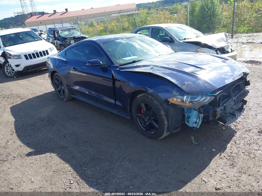 FORD MUSTANG - zdjęcie 1