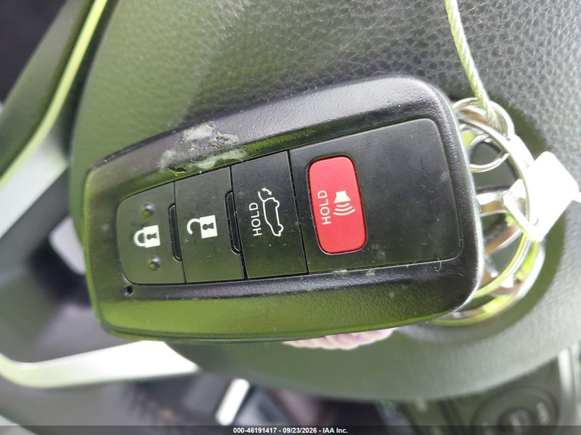 TOYOTA RAV4 - zdjęcie 11