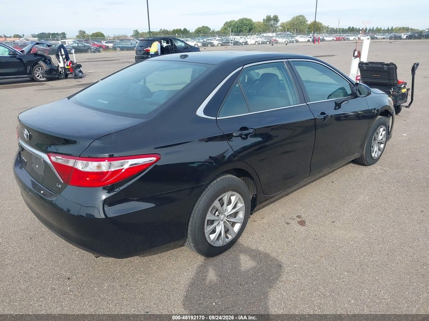 TOYOTA CAMRY - zdjęcie 4