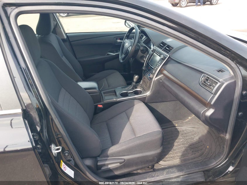 TOYOTA CAMRY - zdjęcie 5