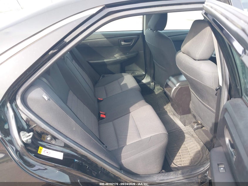 TOYOTA CAMRY - zdjęcie 8