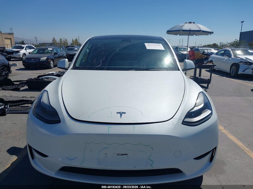 TESLA MODEL Y - zdjęcie 13