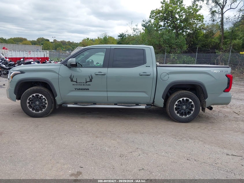 TOYOTA TUNDRA - zdjęcie 15