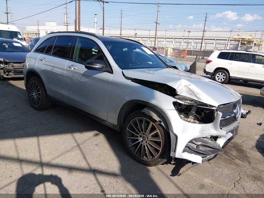 MERCEDES-BENZ GLC 300 - zdjęcie 1